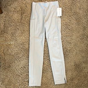 NWT Athleta Wander Slim pants. Size 4 Tall.